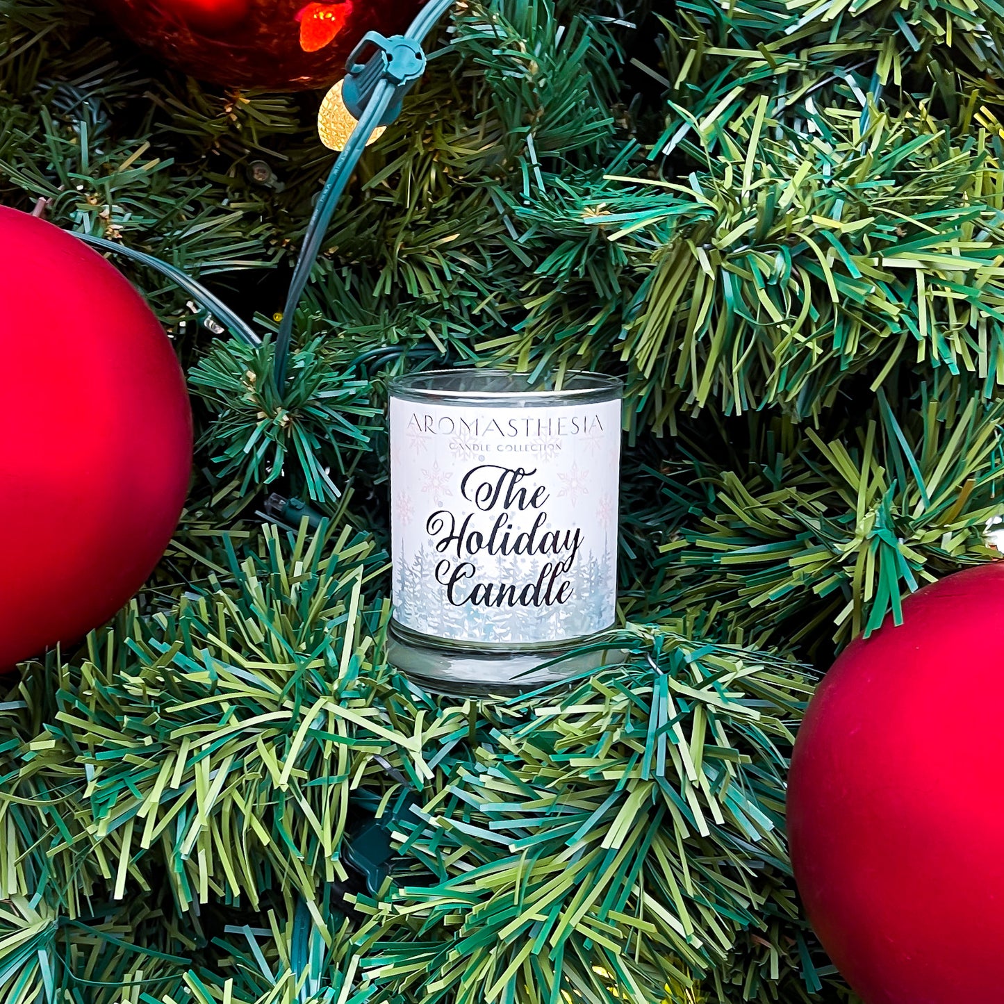 The Holiday Candle (Winter Cypress)